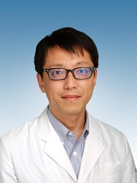 医師　村石和久